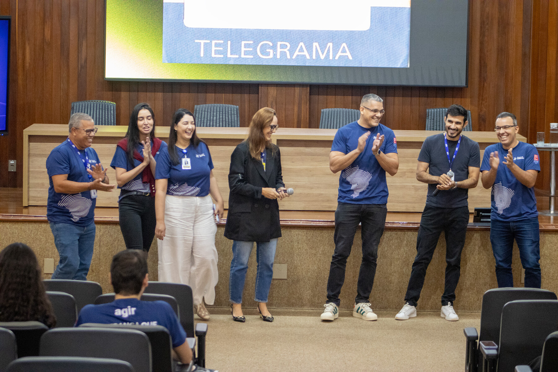 Escola de Líderes - multiplica agir8.jpg